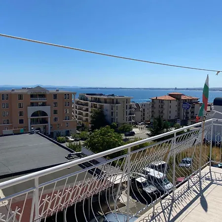 招待所 уют 圣弗拉斯