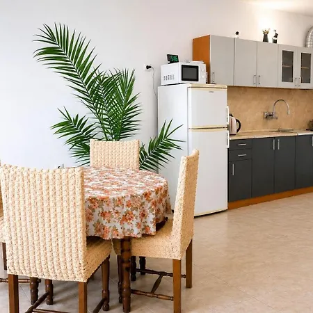 уют Guest house 3*